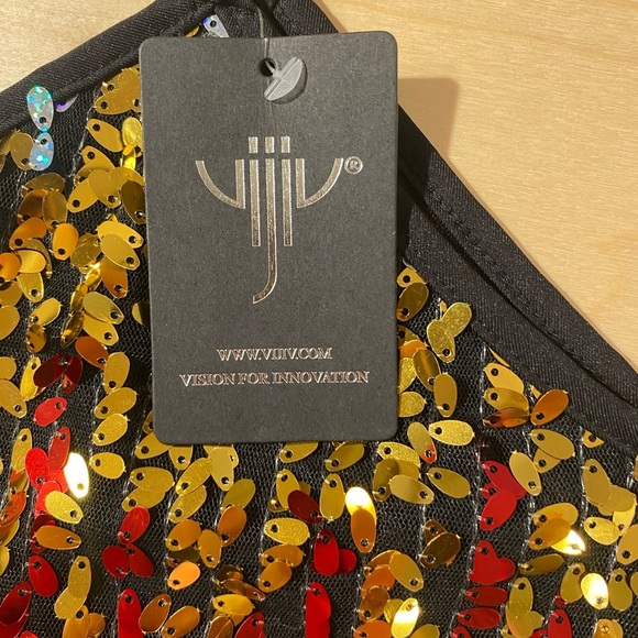 Sequin and Fringe Dress with Red and Black Accents 1XL (HM) - Picture 5 of 7